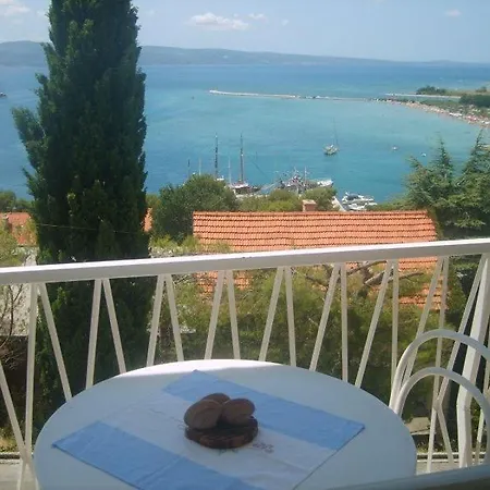 아파트 In With Sea View, Balcony, Wi-fi
