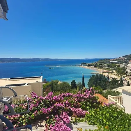 아파트 In With Sea View, Balcony, Wi-fi *